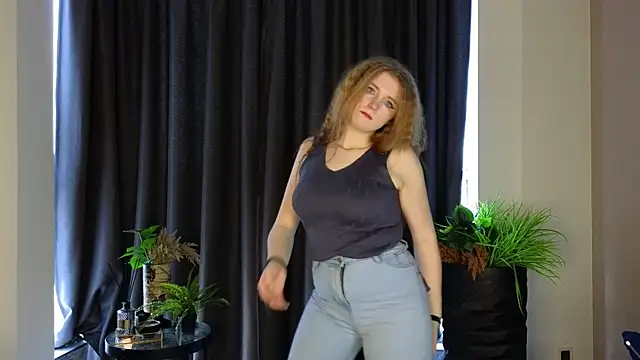 NightSaffron's cam snapshot