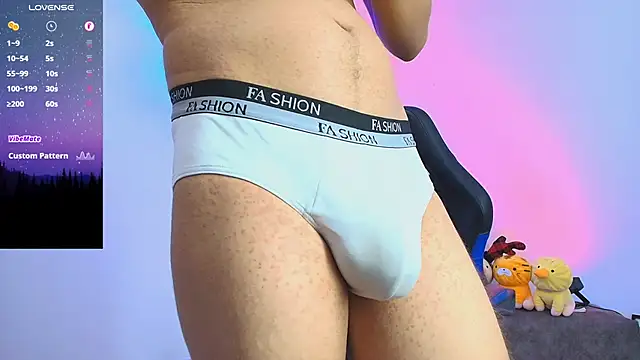 TylerWhite_'s cam snapshot