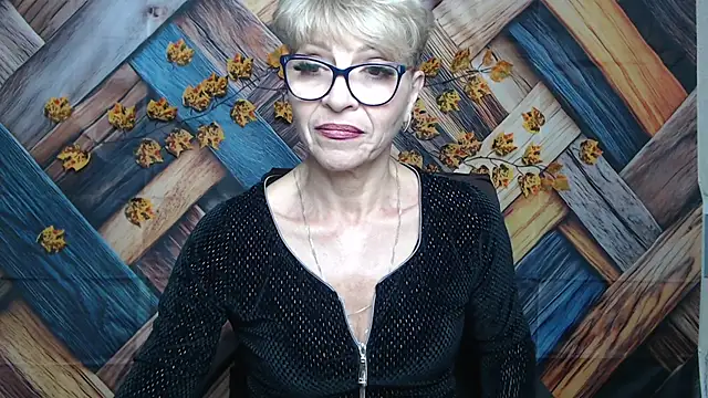 EllaBonito's cam snapshot