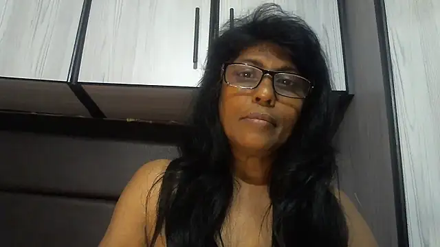 MsAttitude's cam snapshot