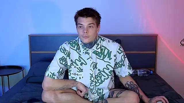 DENIS_HERE's cam snapshot