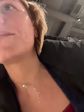 tanyagrey's cam snapshot