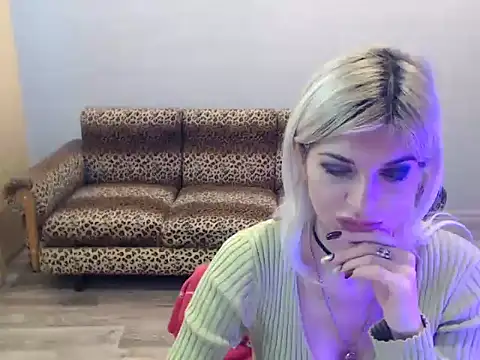 SexyBeatriice's cam snapshot