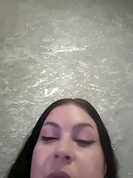 Greta_Tamar's cam snapshot