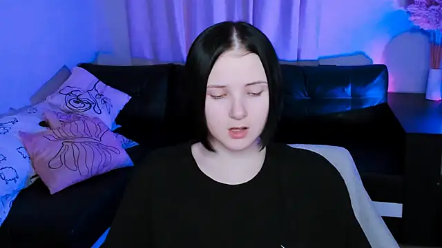 Leila_xxBaby's cam snapshot