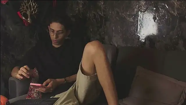 nicolai_drake's cam snapshot