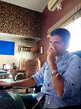 daddy_lip's cam snapshot