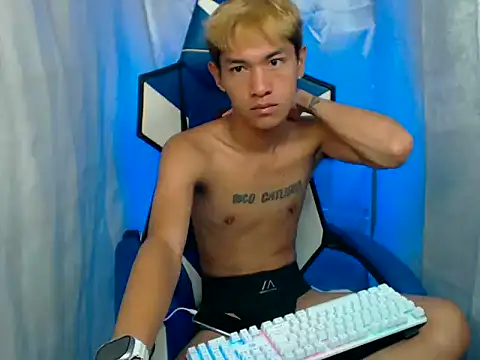 riks_tyler's cam snapshot