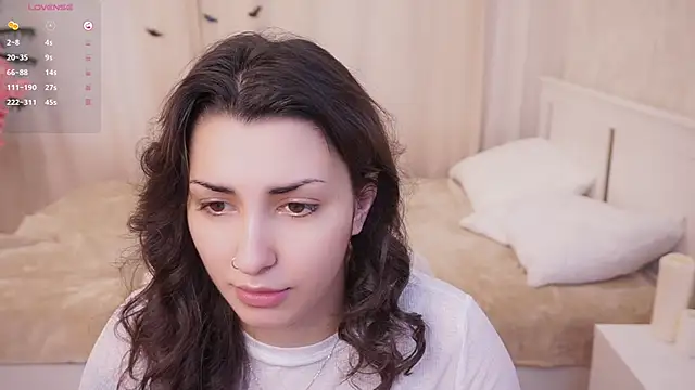 DovieMascall live sex cam