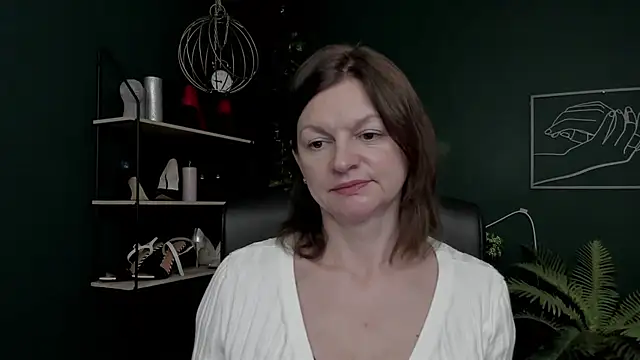 VivianWILD's cam snapshot