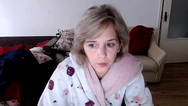 SmokerLety's cam snapshot