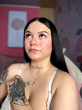 Megaan__More's cam snapshot