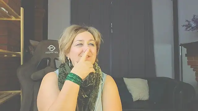 Marta_Wils's cam snapshot