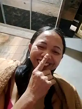 TRIEUTRIEU20 live sex cam