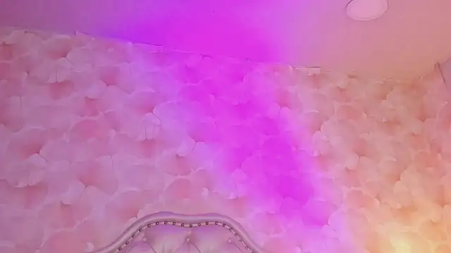 Sophia_Valkova live sex cam