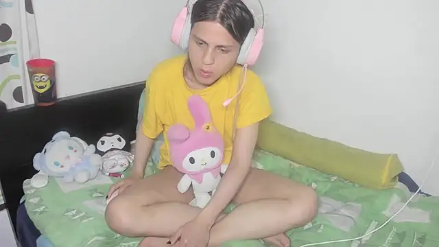 Petite-Goth live sex cam