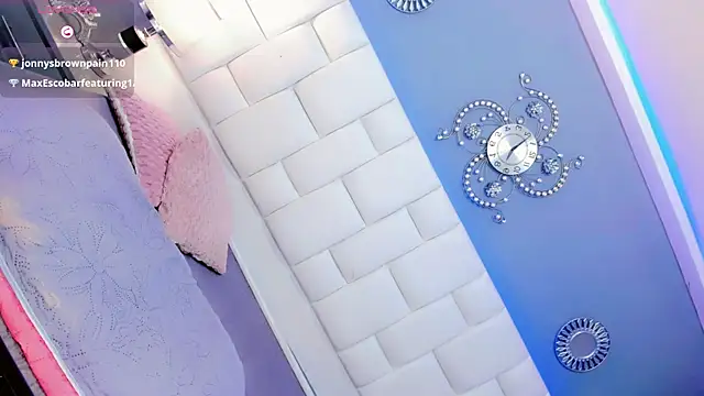 Naughty-sexy-girrl live sex cam