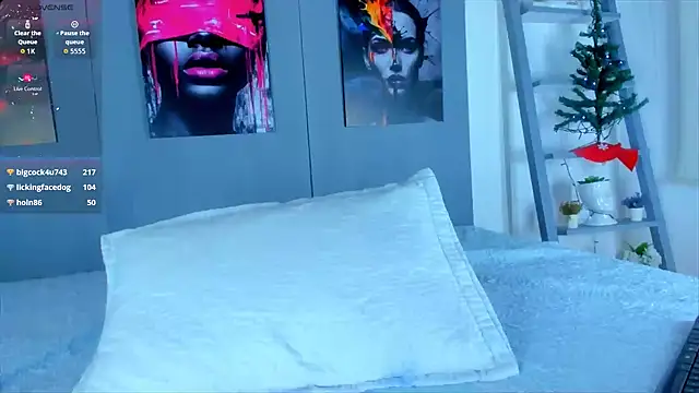 AlessiaMarcu-'s cam snapshot