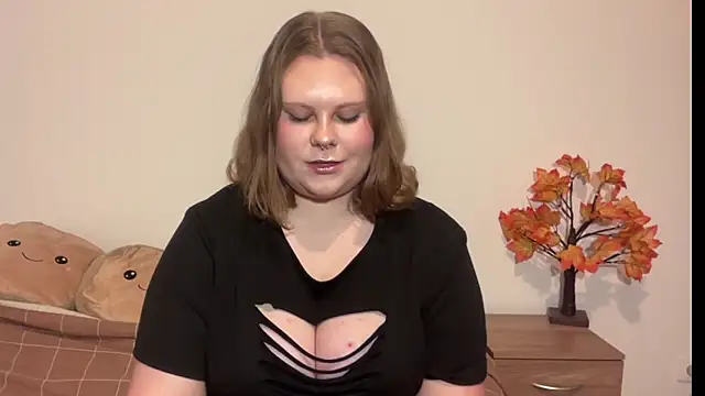 BriannaFlirty's cam snapshot