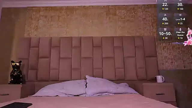 MaximusClark live sex cam