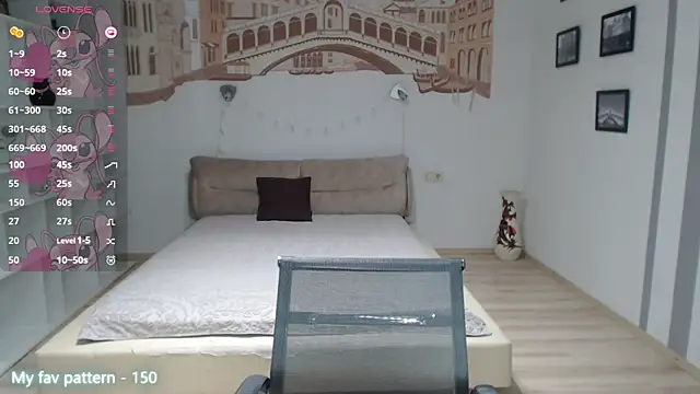 Miss_Fortuna's cam snapshot