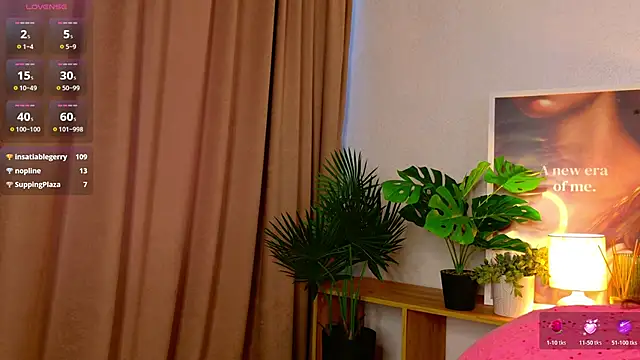 Taylla_Nouell's cam snapshot