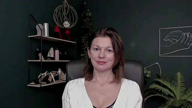 VivianWILD's cam snapshot