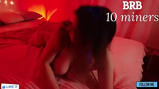 Emily_Gin's cam snapshot