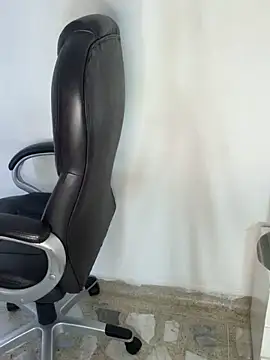 _Isabella_1's cam snapshot