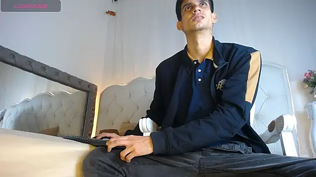 Sebalexis7 live sex cam