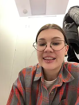 RinaCat's cam snapshot