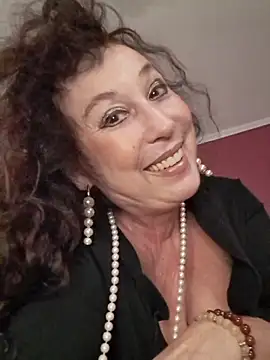 GypsyEsmeralda live sex cam