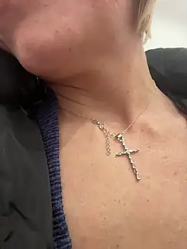 tanyagrey's cam snapshot