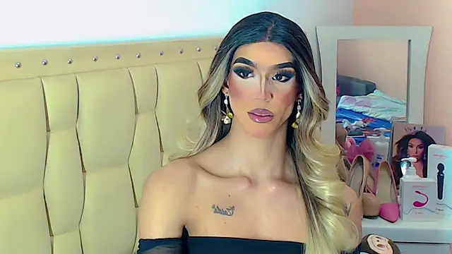 briana_sex32 live sex cam