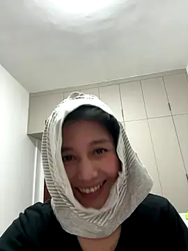 buusoom's cam snapshot