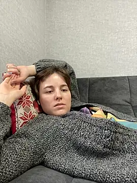 Lady_woman's cam snapshot