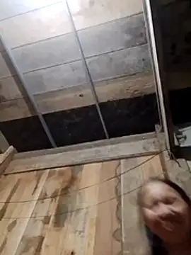 TRIEUTRIEU20's cam snapshot