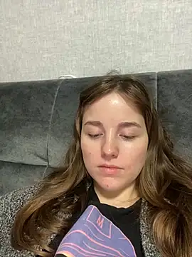 Lady_woman's cam snapshot