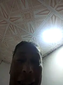 Naomi-Mature's cam snapshot