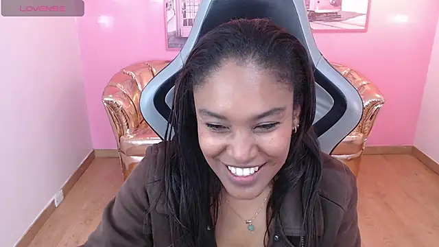 kamala_a's cam snapshot