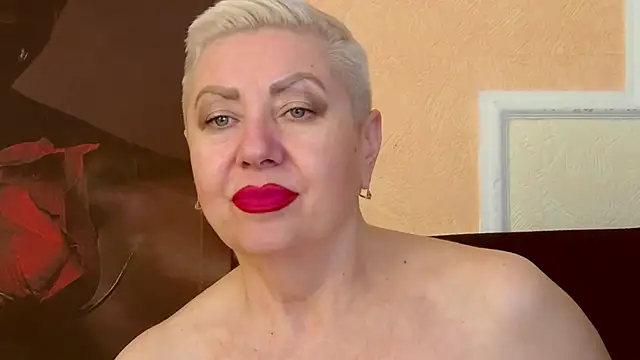 LadyPosh live sex cam