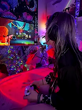 Cutiepiespanks's cam snapshot