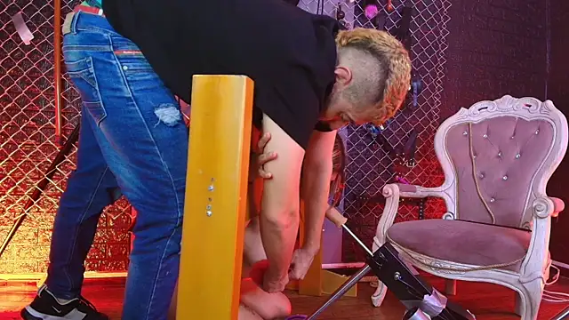 Dmorningstar_bdsm live sex cam