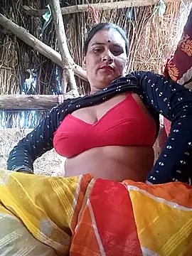 Chinki_pande's cam snapshot