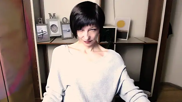 _AngeliaFlow_'s cam snapshot