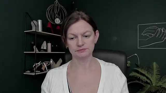 VivianWILD's cam snapshot