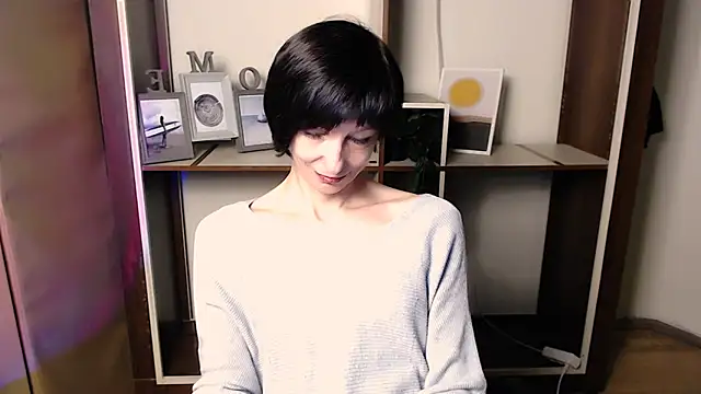 _AngeliaFlow_'s cam snapshot