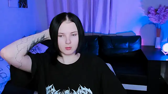 Leila_xxBaby's cam snapshot