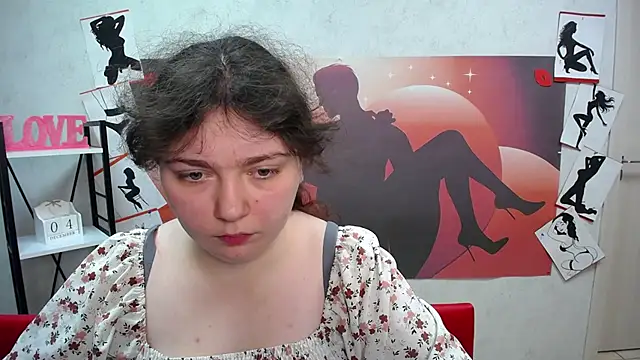 NeonilaLisova's web cam