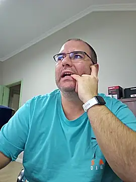 Andrew1900529 live sex cam